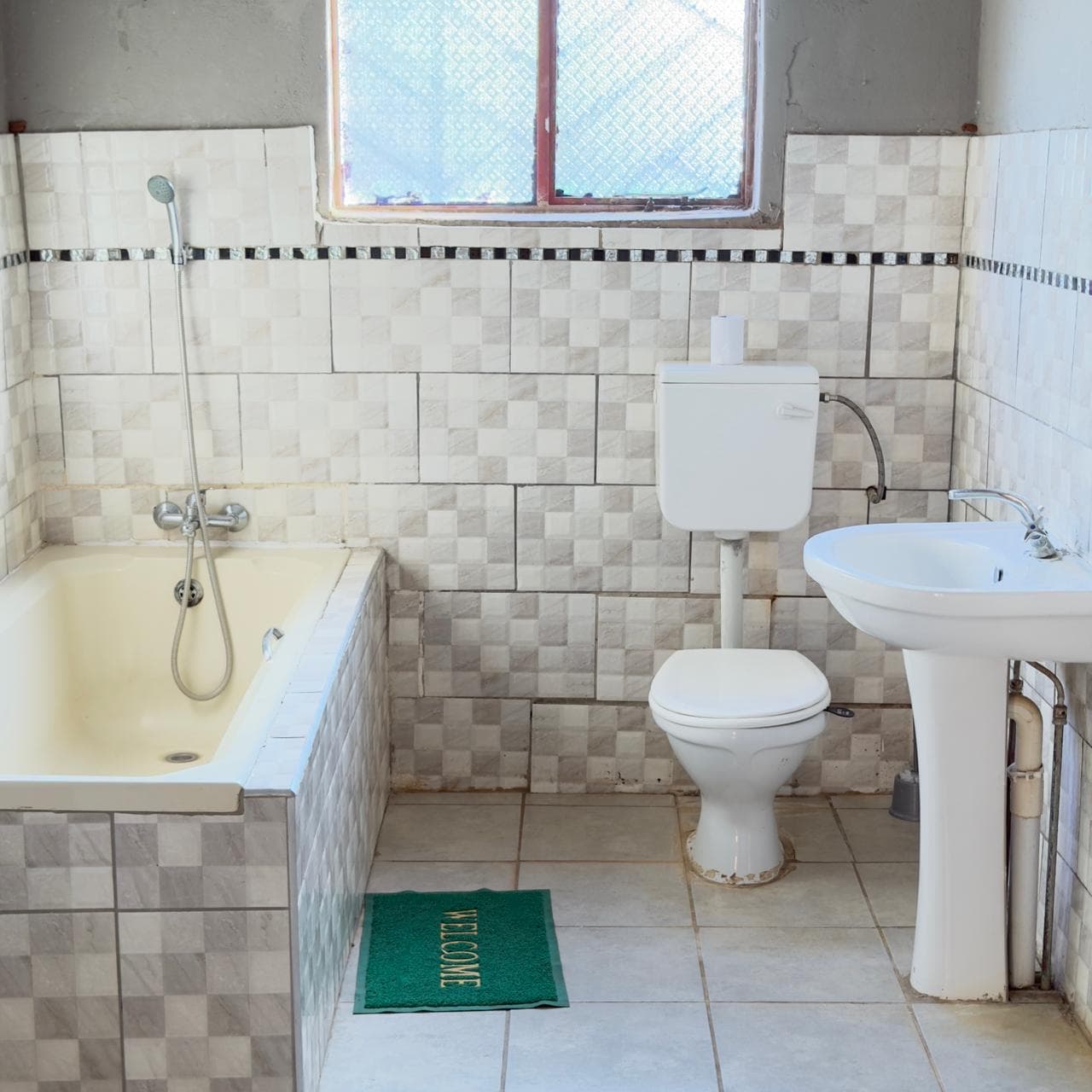 Godmill City Guesthouse
