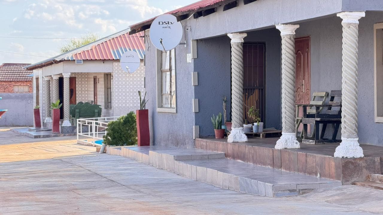 Godmill City Guesthouse